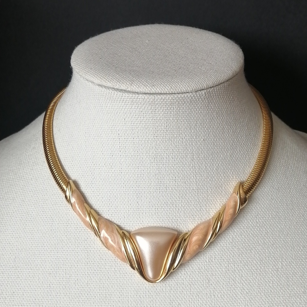 Vintage Napier Necklace  Goldplated Omega Chain Pearlized Peach Enamel Collar